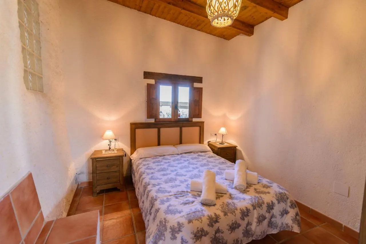 Country house Complejo Rural El Mirador Guest House Malaga Spain